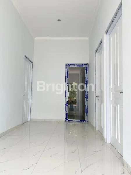 image RUMAH 2 LANTAI BUKIT PALMA NEW GRESS MINIMALIS MODERN CITRALAND  (7)