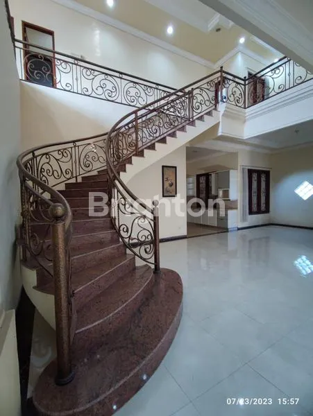 image DIJUAL RUMAH VILLA BUKIT INDAH, PAKUWON INDAH (3)