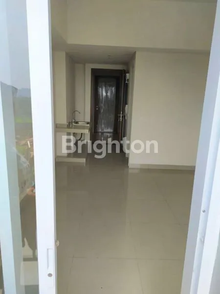 image PARKLAND AVENUE APARTMENT VIEW POOL SAMPING SAHID SERPONG HOTEL (8)