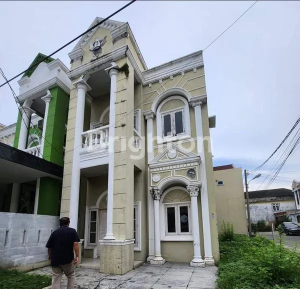 image PLATINUM RESIDENCE HOOK (1)