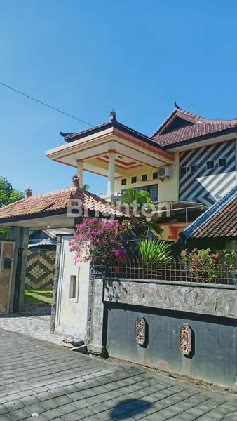image RUMAH UNIK CANTIK DGN GAZEBO DAERAH PULOMOYO (1)