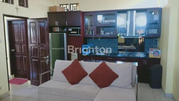 image RUMAH UNIK CANTIK DGN GAZEBO DAERAH PULOMOYO (5)