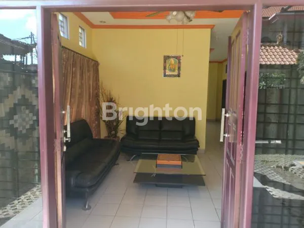 image RUMAH UNIK CANTIK DGN GAZEBO DAERAH PULOMOYO (7)