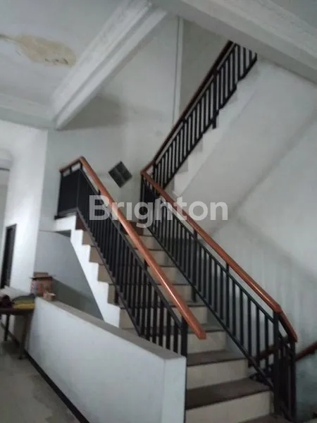 image RUKO 3 LANTAI MURAH DAN STRATEGIS (3)