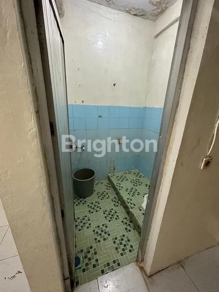 image RUMAH JELAMBAR 2 LANTAI SIAP HUNI (8)