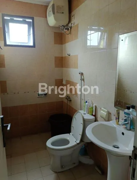 image RUMAH ASRI HOOK SEMI FURNISHED DI NEO CATALONIA BSD (3)