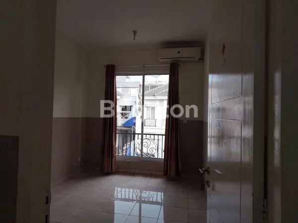 image RUMAH DI CLUSTER ILROSA GADING SERPONG (3)