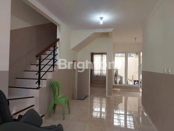 image RUMAH DI CLUSTER ILROSA GADING SERPONG (1)