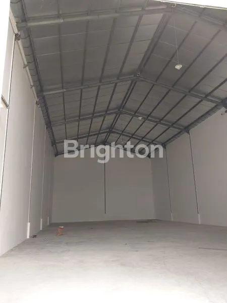 image GUDANG DKP DRIYOREJO KENCANA PERMAI TAHAP 2 RAYA BAMBE GRESIK DEKAT TOL SUMO TIDAK JAUH DARI PUSAT KOTA SURABAYA (2)