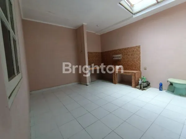 image RUMAH SIAP HUNI TERAWAT DAN SUDAH RENOVASI BEBAS BANJIR DI KOTA BEKASI ( NEGO ) (6)