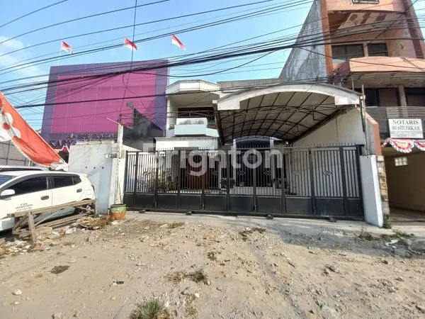 Gambar Property RUMAH 2LT LOKASI NOL JL RY