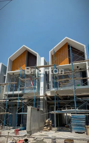 image RUMAH BARU MODEL SCANDINAVIAN TENGAH KOTA (1)