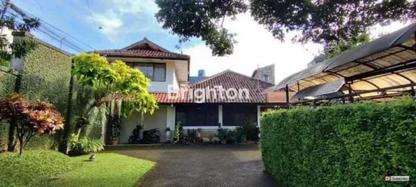 image RUMAH SIAP HUNI LAHAN LUAS DI JALAN CEMARA SUKAJADI PASTEUR BANDUNG (1)