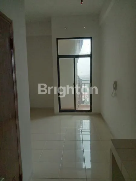 image APARTEMEN DAVE UNFURNISHED LANTAI RENDAH (4)