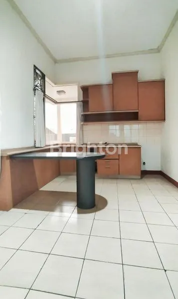image RUMAH TINGKAT MENDEKATI NJOP SEKTOR 1 BINTARO JAYA  JAKARTA SELATAN  (2)