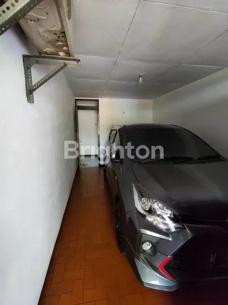 image RUMAH BESAR 2 LT SIAP HUNI (5)