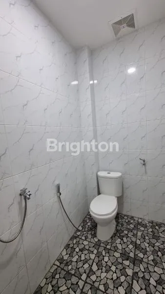 image RUKO JELAMBAR PINGGIR JALAN 3 LANTAI SIAP HUNI (5)