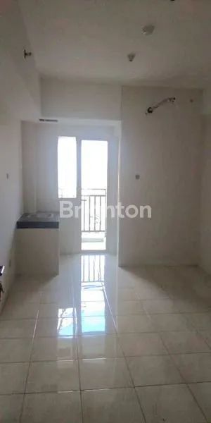 image APARTEMEN STUDIO GREEN LAKE VIEW CIPUTAT (8)