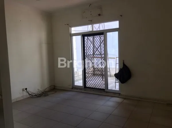 image RUMAH MURAH 2 LANTAI DI KAWASAN MEWAH KELAPA GADING (4)