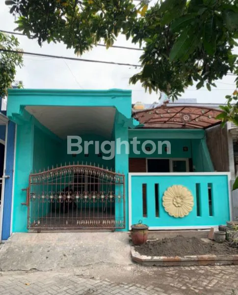 image RUMAH 2 LANTAI DI LINGKUNGAN NYAMAN STRATEGIS DEKAT KOTA & EXIT TOLL  SIDOARJOVILLA JASMINE (1)