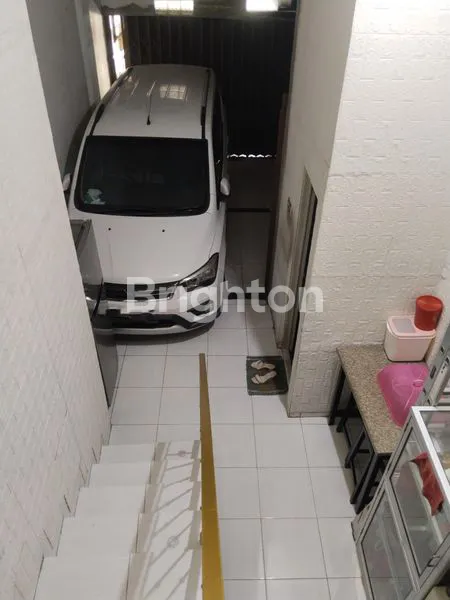 image RUKO TAMBORA 3 LANTAI, TERAWAT, SIAP HUNI, BEBAS BANJIR (7)