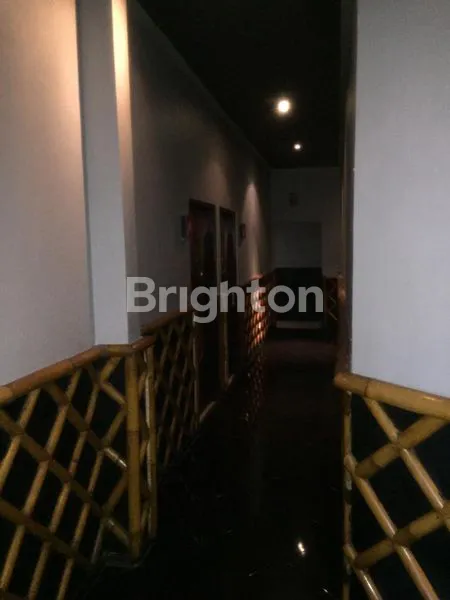 image TANAH LUAS + BANGUNAN DI JL NGURAH RAI BENOA (2)