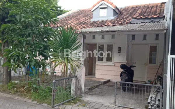 image MURAH RUMAH HITUNG TANAH BUKIT PALMA (1)
