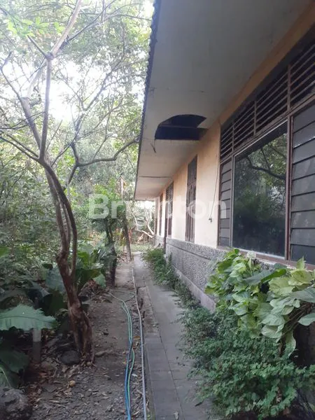 image RUMAH BANYUANYAR COCOK UNTUK KEGIATAN USAHA BISNIS LOKASI STRATEGIS DEKAT DENGAN DAERAH BISNIS DAN EXIT TOL BANYUANYAR (3)