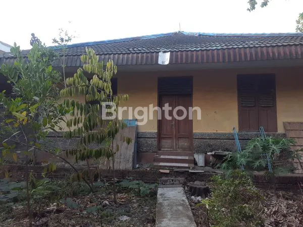 image RUMAH BANYUANYAR COCOK UNTUK KEGIATAN USAHA BISNIS LOKASI STRATEGIS DEKAT DENGAN DAERAH BISNIS DAN EXIT TOL BANYUANYAR (5)