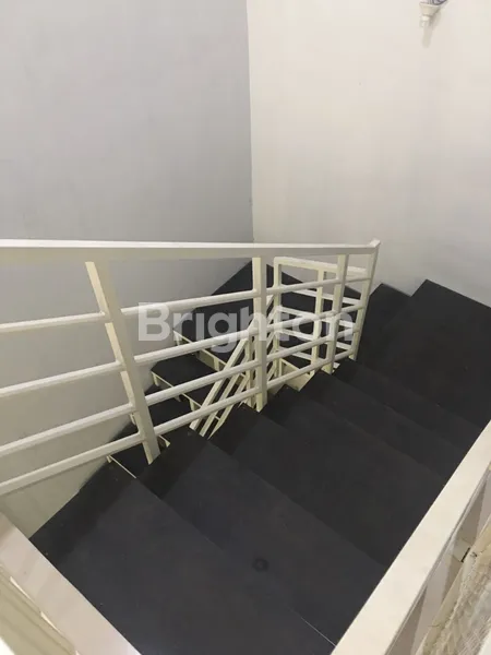 image RUMAH BARU 2 LANTAI BUMI WONOREJO ASRI (4)