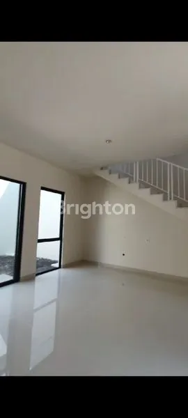 image DIJUAL CEPAT RUMAH CENTRAL PARK JUANDA (5)