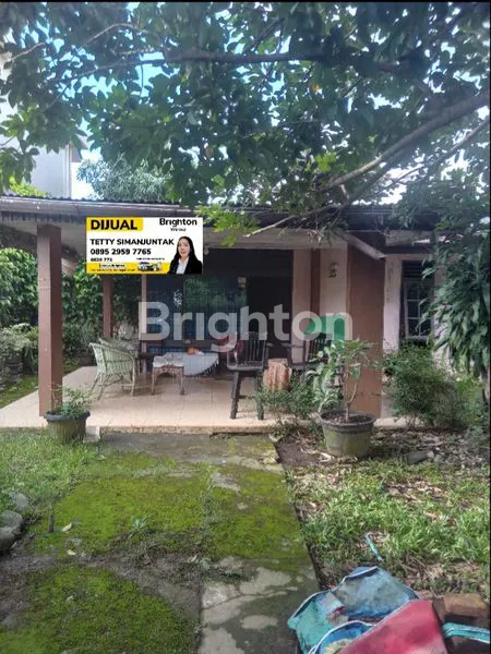 image RUMAH DENGAN TAMAN YANG LUAS ASRI SEJUK,SANGAT COCOK UNTUK DIJADIKAN TEMPAT TINGGAL (1)