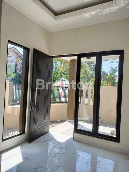 image RUMAH BARU GRESS 2 LT DI KERTAJAYA INDAH SURABAYA TIMUR (2)
