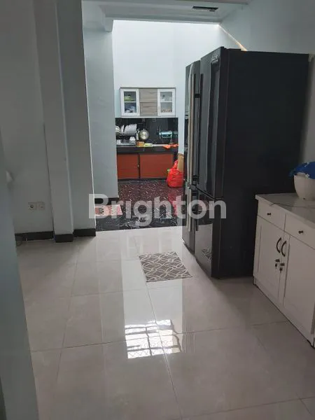 image RUMAH BARU SIAP HUNI CANTIK DAN  MINIMALIS DI KAWASAN ELITE, CEMPAKA RAYA KELAPA GADING (4)