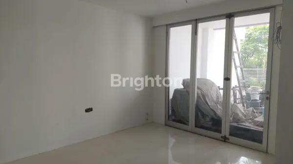 image RUMAH MINIMALIS AREA STRATEGIS DI KELAPA GADING (2)