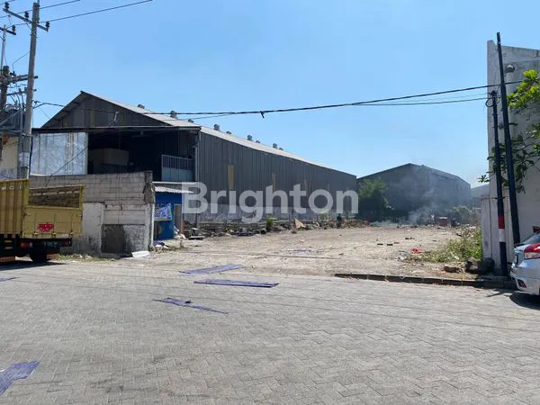 TANAH DI JL TAMBAK LANGON SURABAYA COCOK UNTUK DEPO CONTAINER DAN PARKIR TRUK
