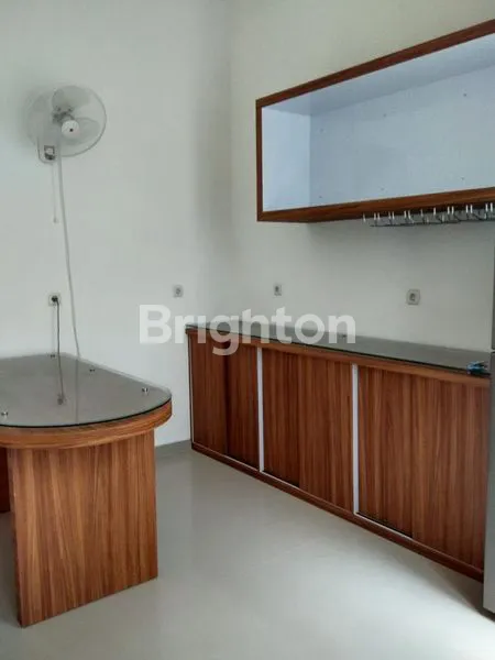 image RUMAH 2LANTAI KLAMPIS FURNISHED SELANGKAH MERR DAN HOKKY SUPERMARKET (6)