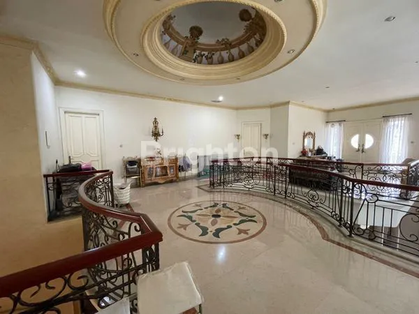 image RUMAH MEWAH DI BPR LIPPO KARAWACI (6)