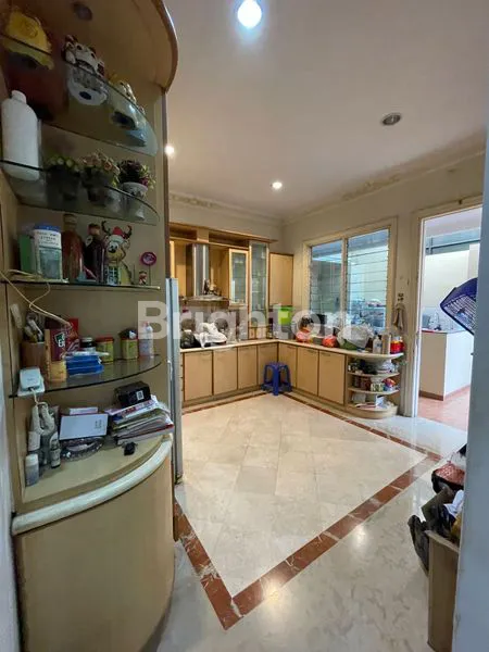 image RUMAH MEWAH DI BPR LIPPO KARAWACI (7)