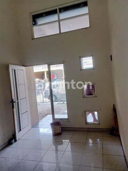 image RUMAH SIAP HUNI DAN MURAH DI JL STAR SAFIRA REGENCY SIDOARJO  (2)