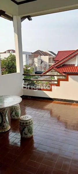 image RUMAH MEWAH LOKASI PREMIUM (6)