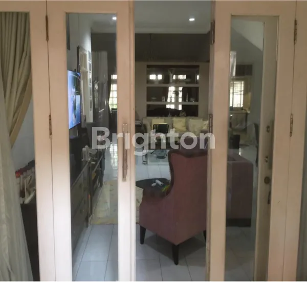 image RUMAH POSISI HOEK DI PAMULANG PERMAI BARU TANGERANG SELATAN (8)