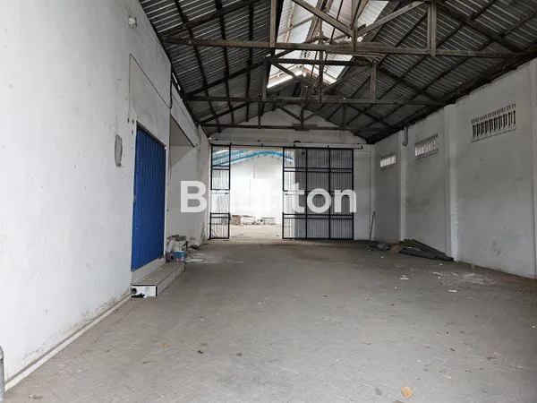 image GUDANG LUAS 2100AN DI KOLAK KAB. KEDIRI (4)