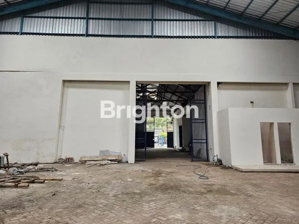 image GUDANG LUAS 2100AN DI KOLAK KAB. KEDIRI (3)