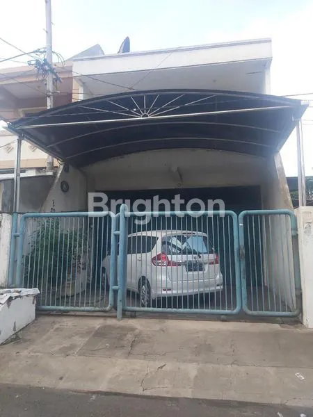 RUMAH SIAP HUNI DI TENGAH KOTA DI DAERAH PETEMON