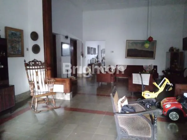 image RUMAH DI JL CILIWUNG SURABAYA  (2)