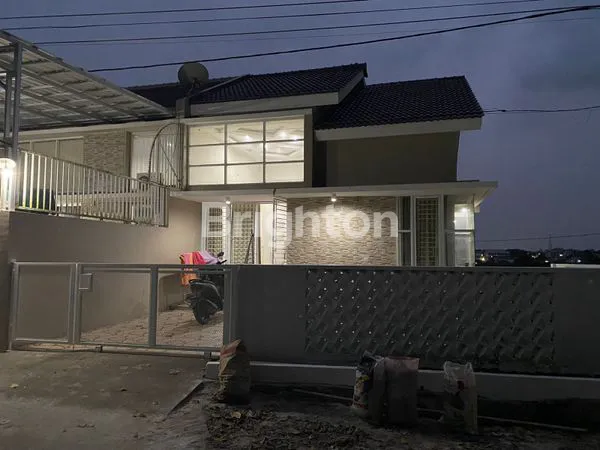 image DIJUAL RUMAH HOOK MEWAH SIAP HUNI DI BALIKPAPAN (6)
