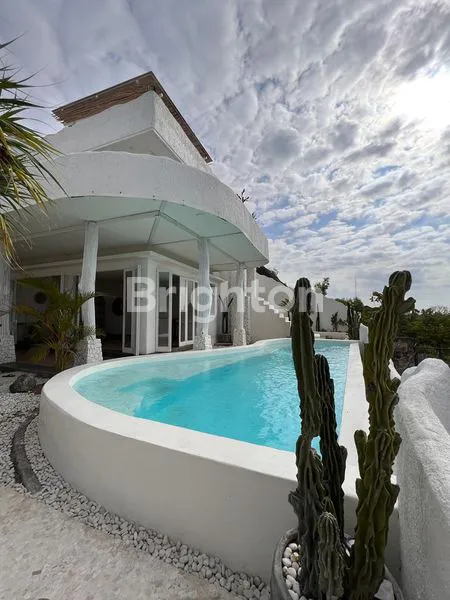 image OCEAN VIEW VILLA WITH JACUZZI ON ROOF TOP (7)