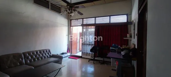 image RUMAH SIDOARJO NOL JALAN RAYA SISINGAMANGARAJA DEKAT GAJAH MADA DAN DIPONEGO (5)