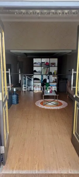 image RUMAH LUAS SERASA VILLA DI TANJUNG SARI BOGOR (4)